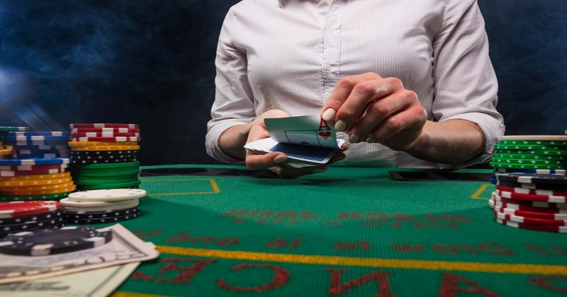 Hình 1: Tìm hiểu thông tin về nhóm kéo Baccarat